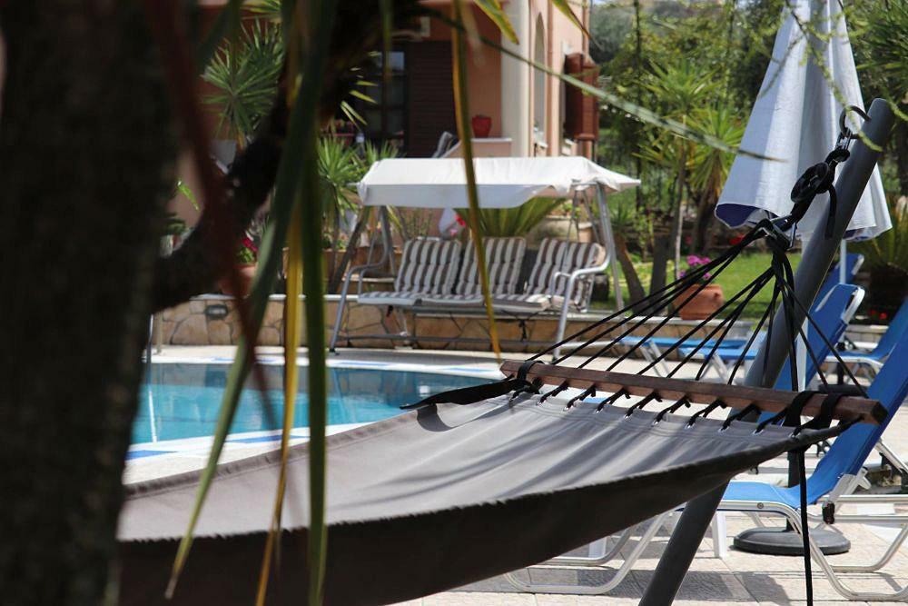 Mary Helen Apartments Kassiopi Exterior foto
